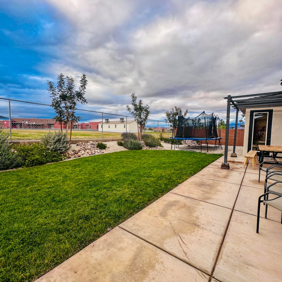 2998 S 3430 E  E St George, UT 84790 home for sale, MLS#25-267715 - Erika Rogers Photo 28