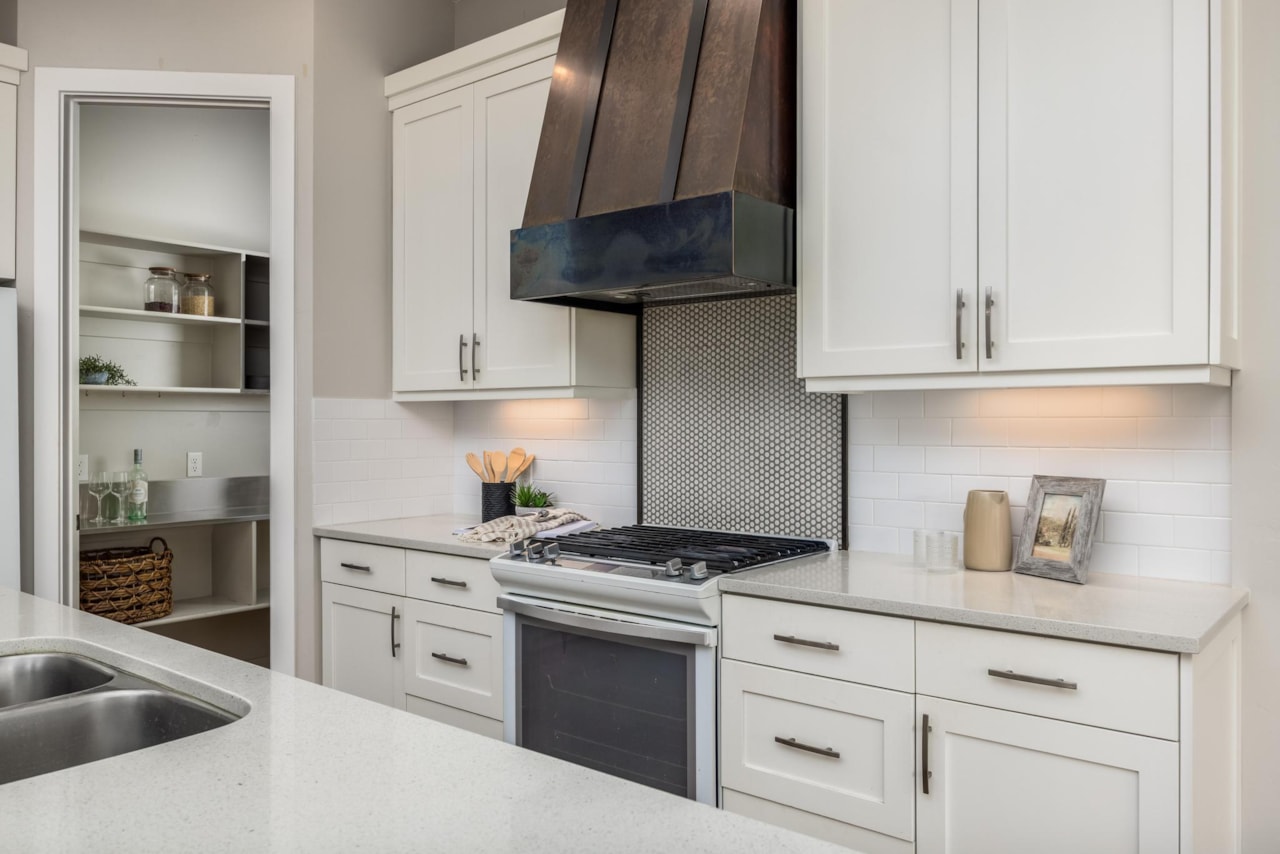 463 W Cougar Way Ivins, UT 84738 home for sale, MLS#26-267724 - Erika Rogers Photo 5