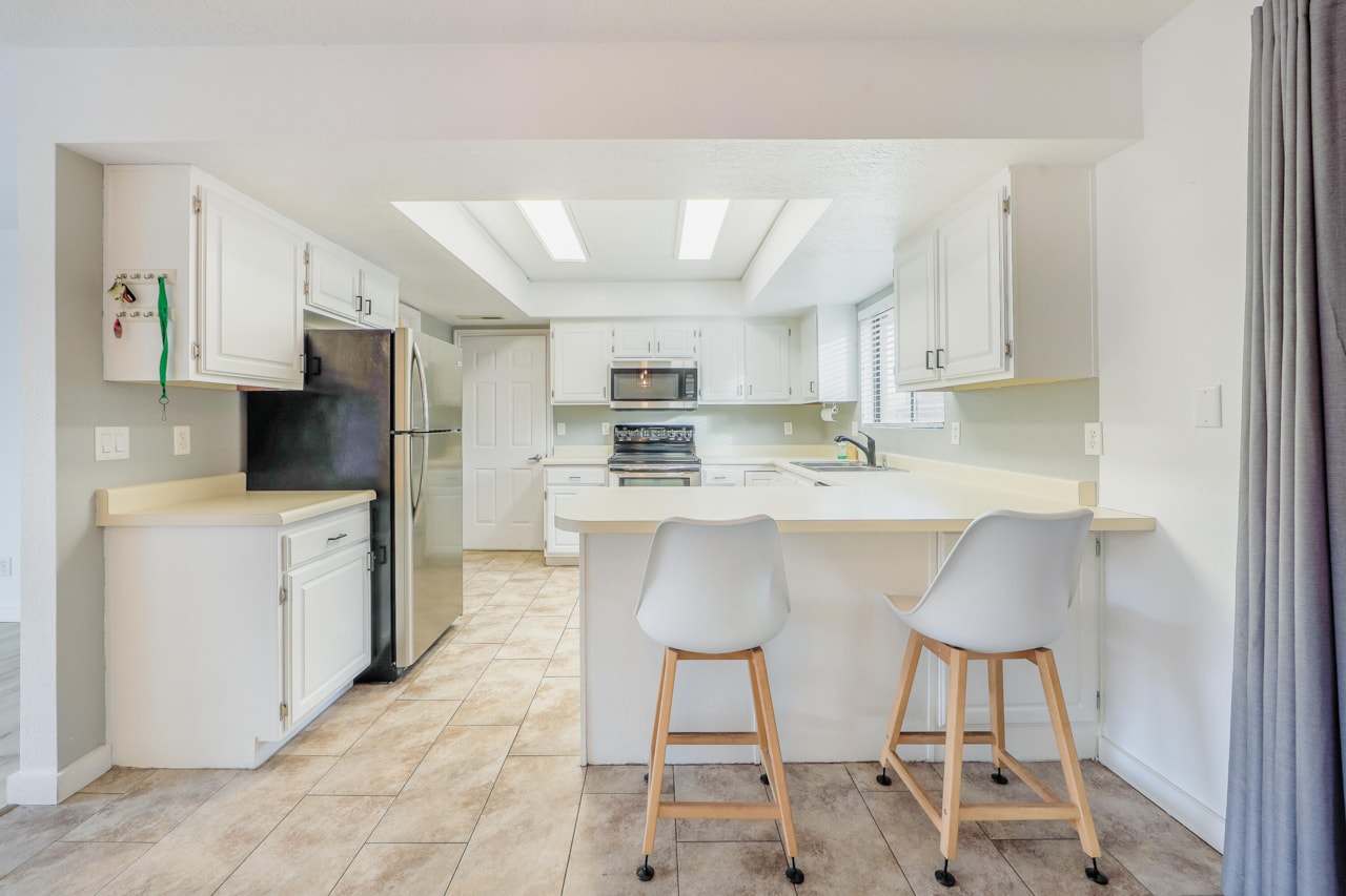 235 S 400  E #14 St George, UT 84770 home for sale, MLS#25-267630 - Erika Rogers Photo 6