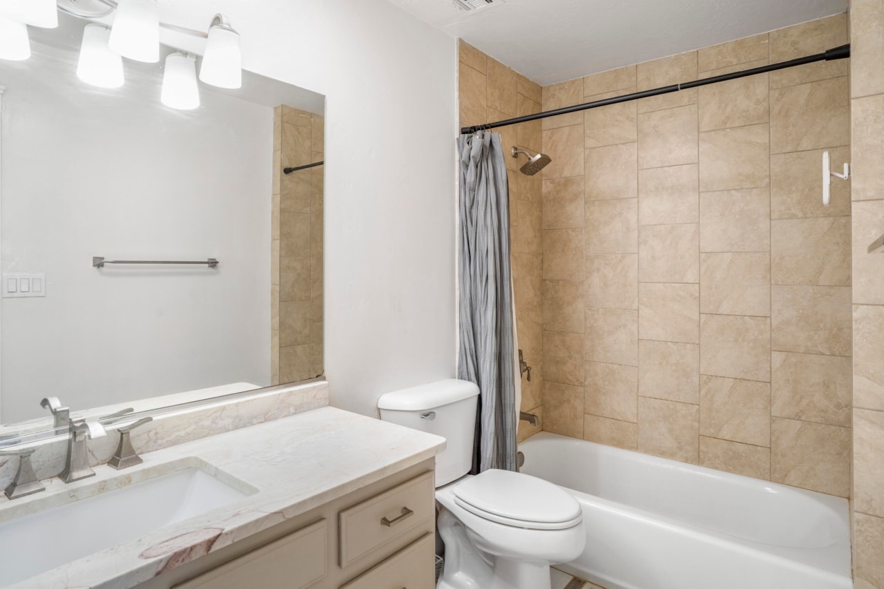 1879 S Cassidy CIR St George, UT 84790 home for sale, MLS#25-267717 - Erika Rogers Photo 20