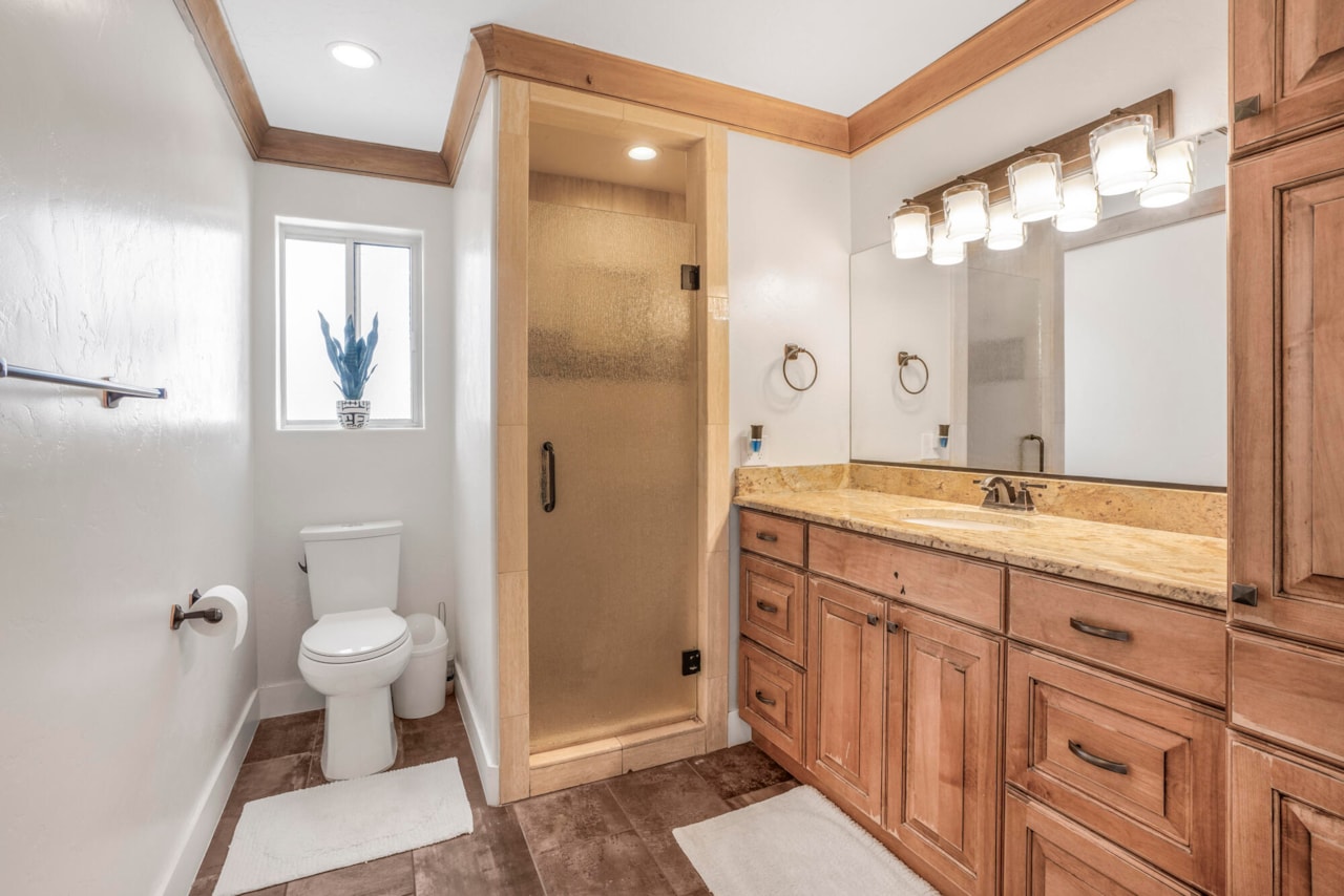 1879 S Cassidy CIR St George, UT 84790 home for sale, MLS#25-267717 - Erika Rogers Photo 24