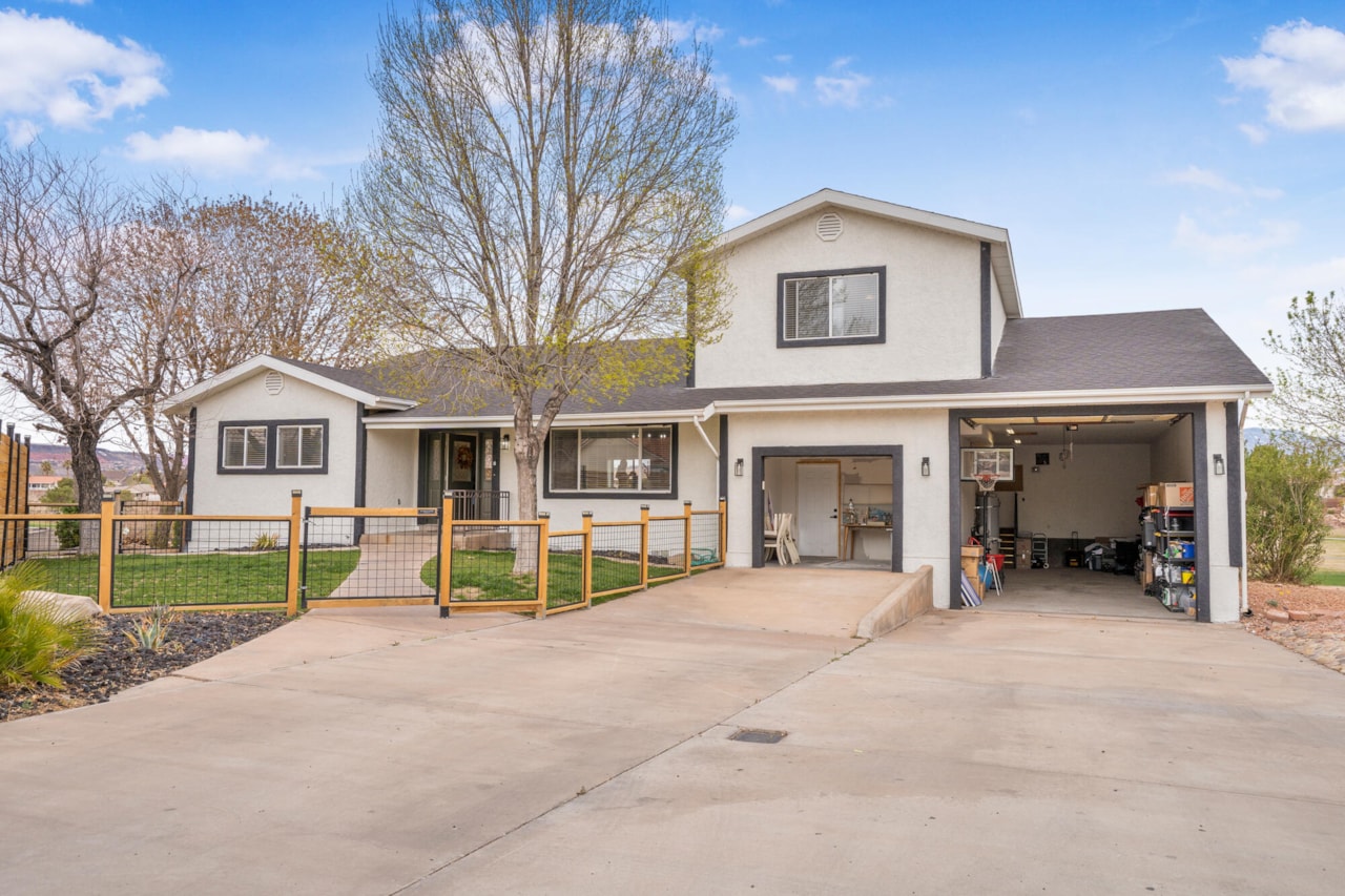 1879 S Cassidy CIR St George, UT 84790 home for sale, MLS#25-267717 - Erika Rogers Photo 26