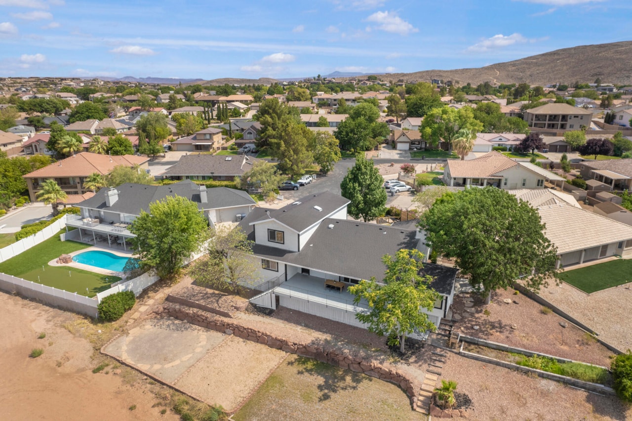 1879 S Cassidy CIR St George, UT 84790 home for sale, MLS#25-267717 - Erika Rogers Photo 36