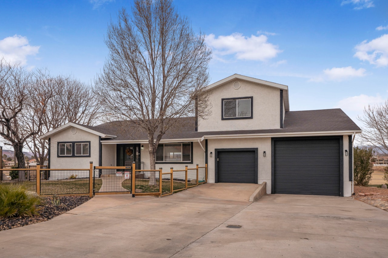 1879 S Cassidy CIR St George, UT 84790 home for sale, MLS#25-267717 - Erika Rogers Photo 38