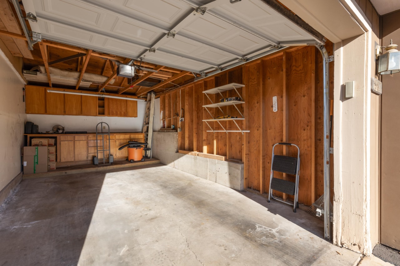 987 W Bloomington Dr  S St George, UT 84790 home for sale, MLS#25-267716 - Erika Rogers Photo 25