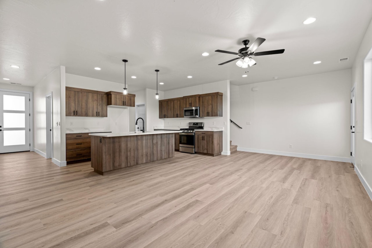 4186 S Crimson Trails #13 Washington, UT 84780 home for sale, MLS#26-267765 - Erika Rogers Photo 5