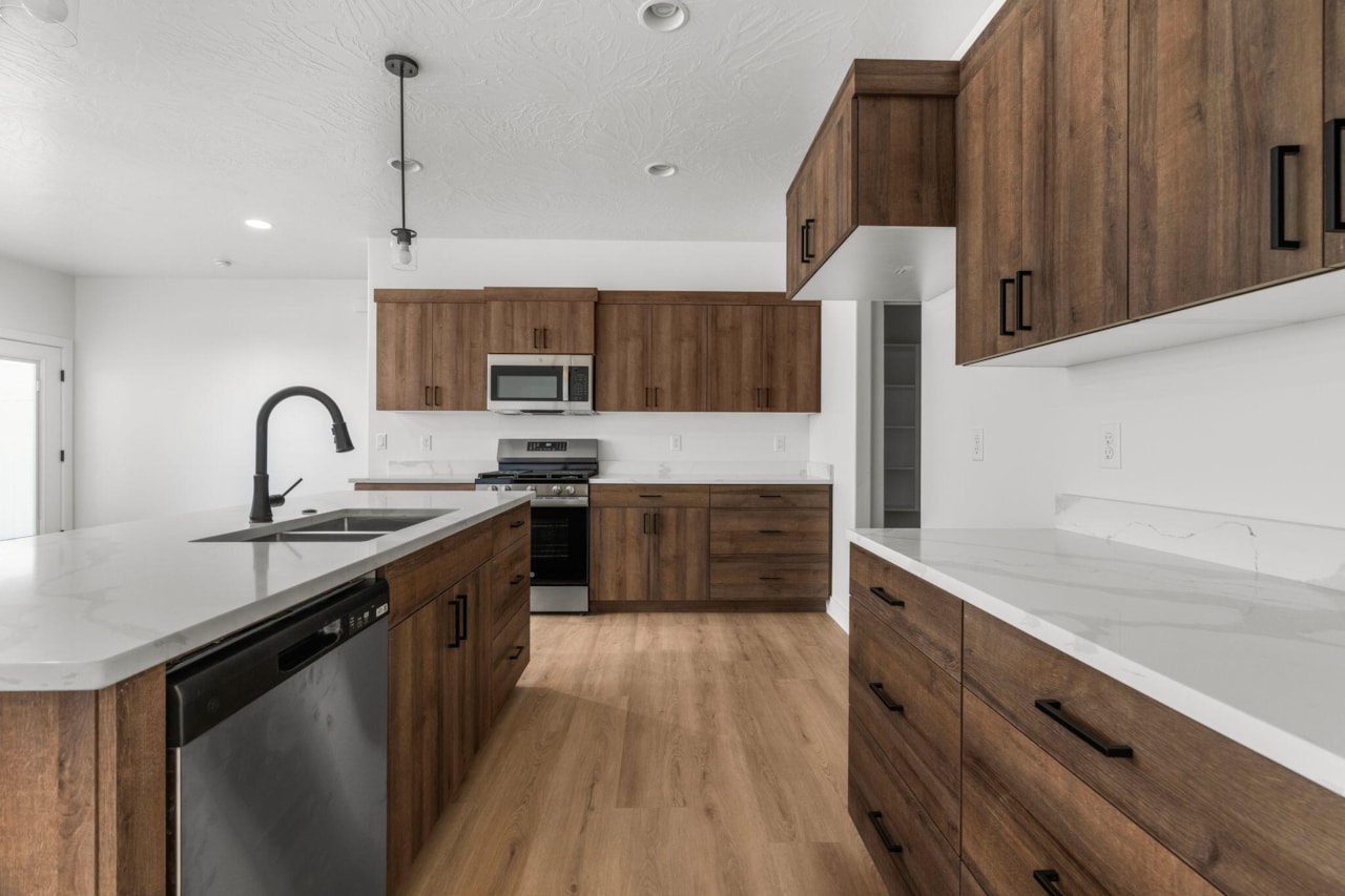 4204 S Crimson Trails #10 Washington, UT 84780 home for sale, MLS#26-267764 - Erika Rogers Photo 5