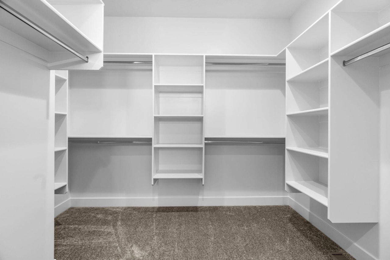 4186 S Crimson Trails #13 Washington, UT 84780 home for sale, MLS#26-267765 - Erika Rogers Photo 16