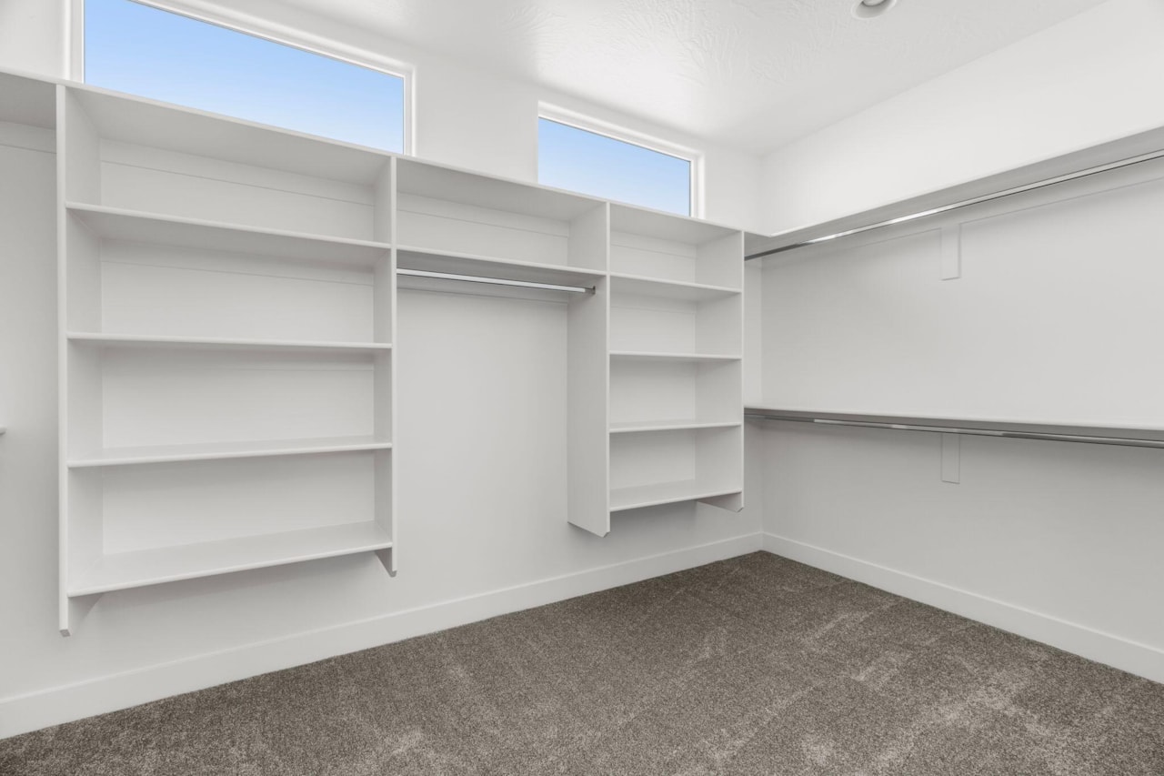 4204 S Crimson Trails #10 Washington, UT 84780 home for sale, MLS#26-267764 - Erika Rogers Photo 13