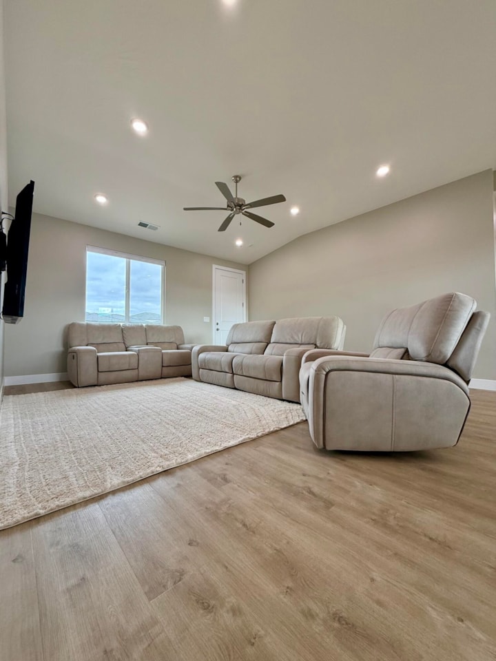 3057 W 625  N Hurricane, UT 84737 home for sale, MLS#26-267769 - Erika Rogers Photo 3