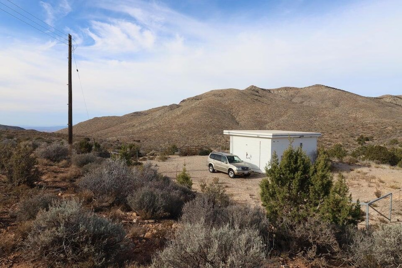 995 S Utah Hill DR Ivins, UT 84738 lot for sale, MLS#26-267770 - Erika Rogers Photo 4