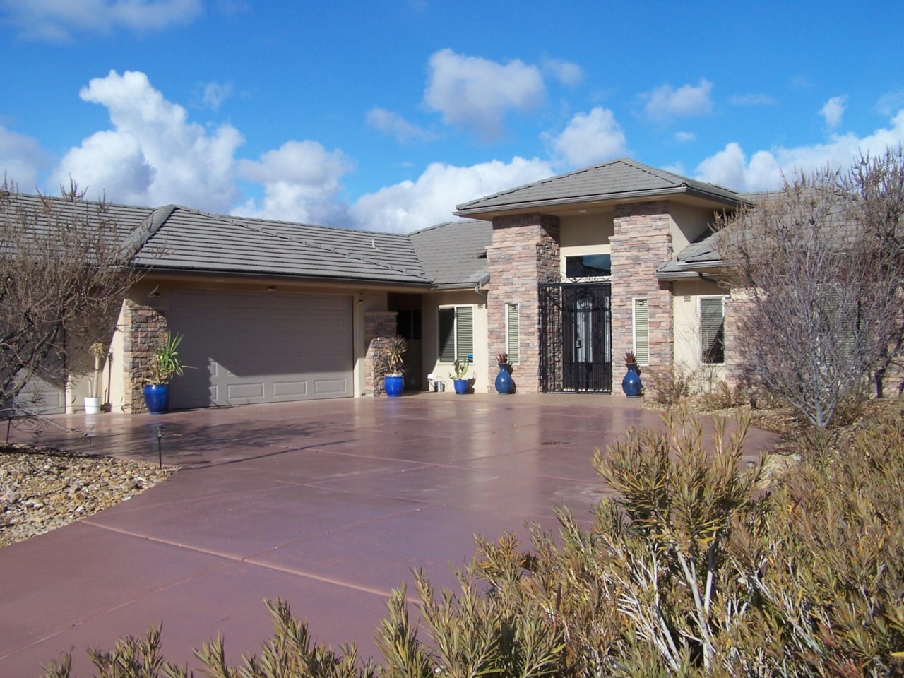 1067 E Silver Falls DR N Washington, UT 84780 home for sale, MLS#26-267705 - Erika Rogers Photo 2