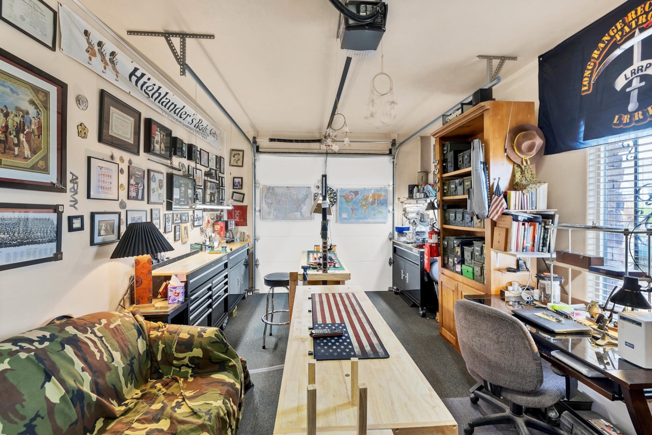 1067 E Silver Falls DR N Washington, UT 84780 home for sale, MLS#26-267705 - Erika Rogers Photo 9