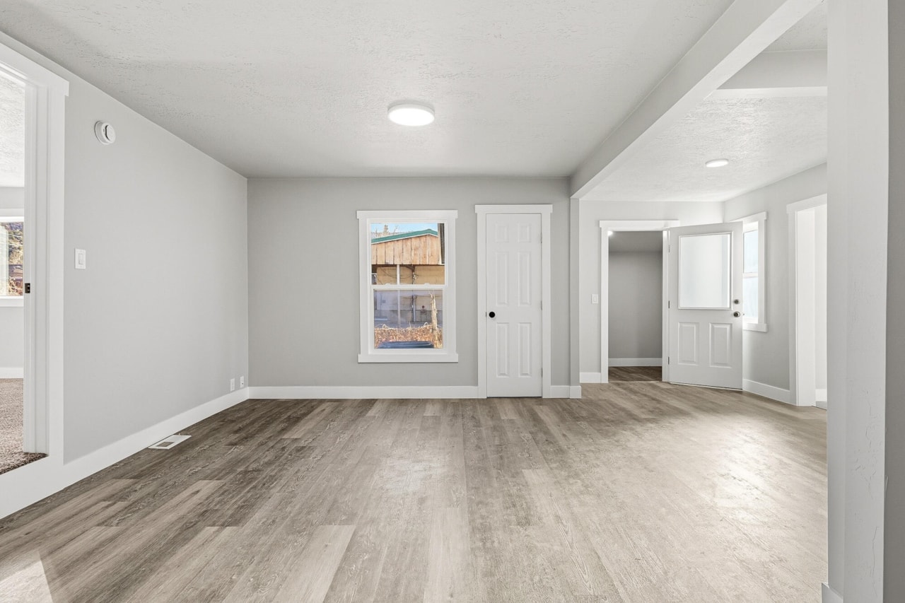 131 S 200  E Cedar City, UT 84720 home for sale, MLS#26-267773 - Erika Rogers Photo 12