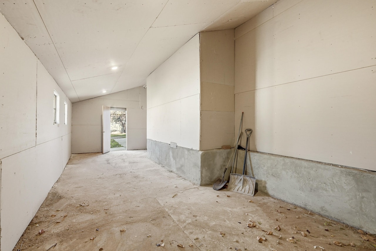 131 S 200  E Cedar City, UT 84720 home for sale, MLS#26-267773 - Erika Rogers Photo 38