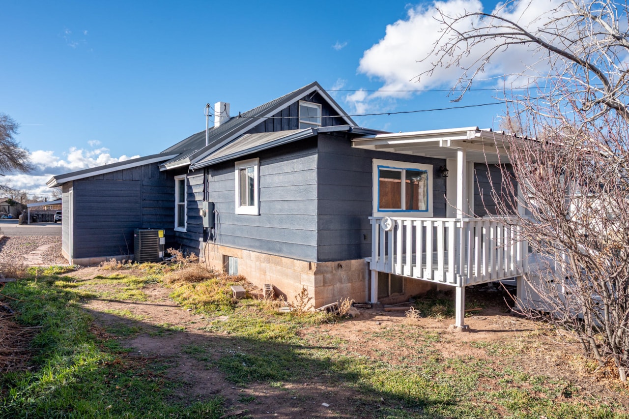 131 S 200  E Cedar City, UT 84720 home for sale, MLS#26-267773 - Erika Rogers Photo 42