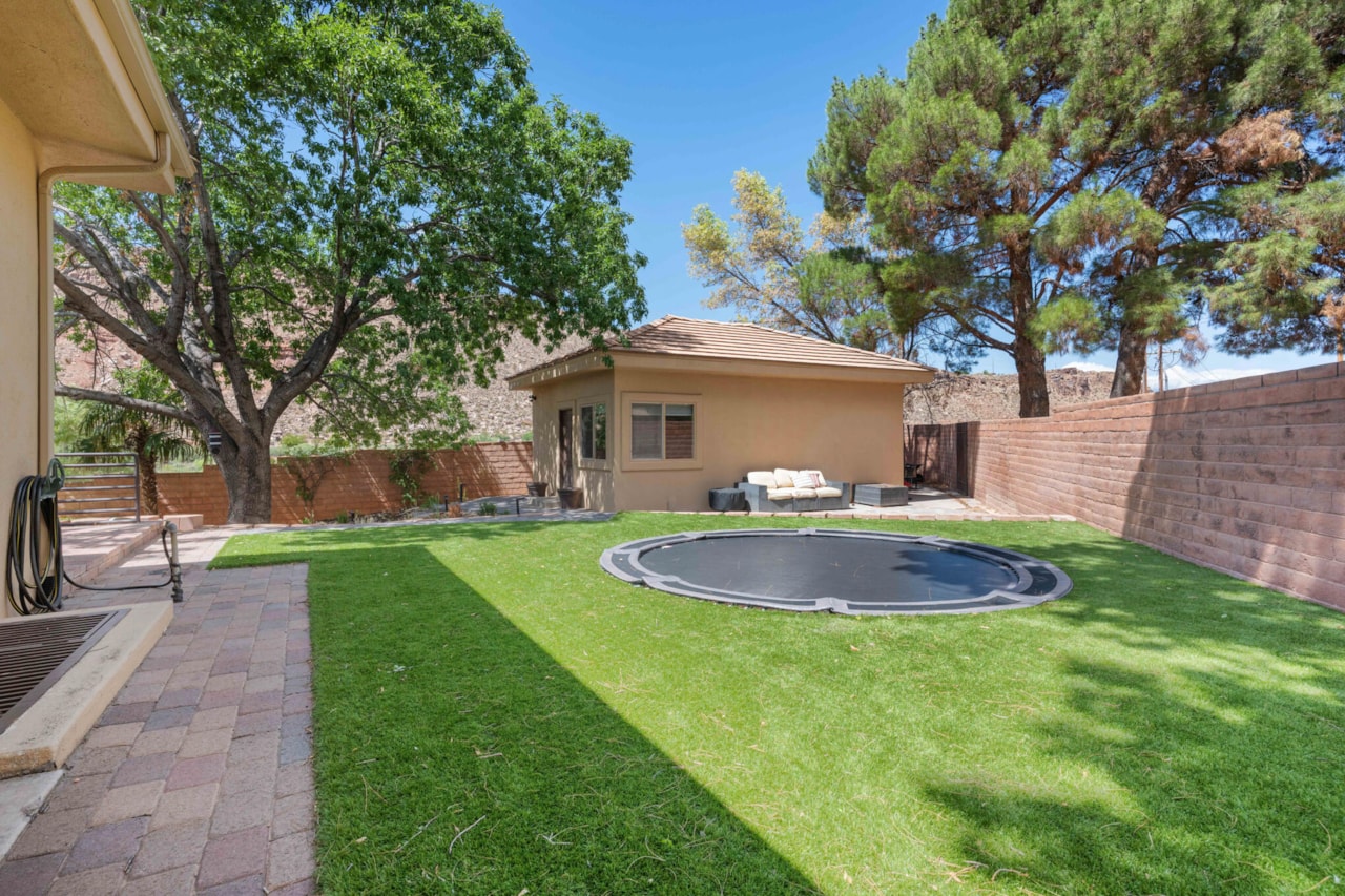 2712 Rio Vista DR St George, UT 84790 home for sale, MLS#26-267771 - Erika Rogers Photo 49