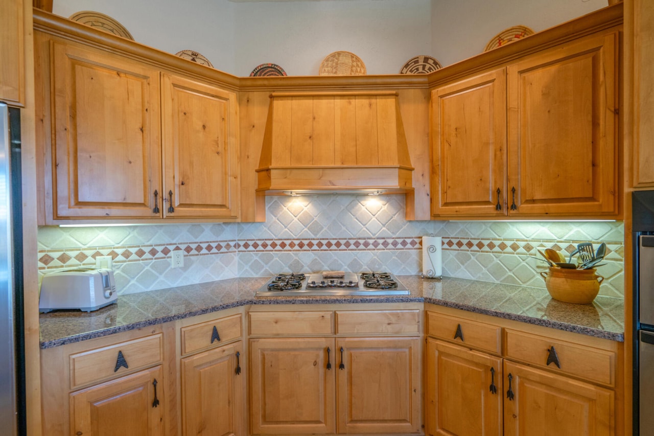 2578 W Desert Springs RD St George, UT 84770 home for sale, MLS#26-267776 - Erika Rogers Photo 12