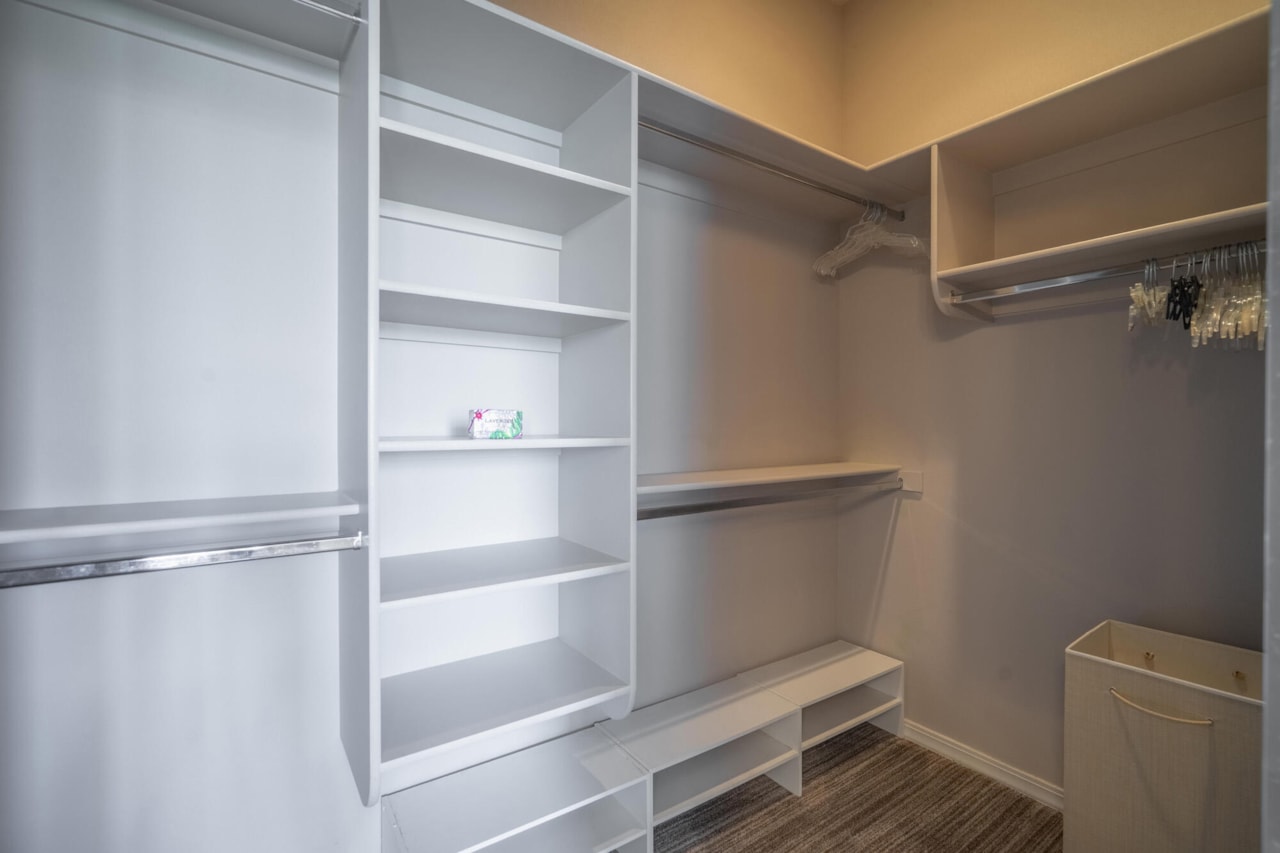 2578 W Desert Springs RD St George, UT 84770 home for sale, MLS#26-267776 - Erika Rogers Photo 25