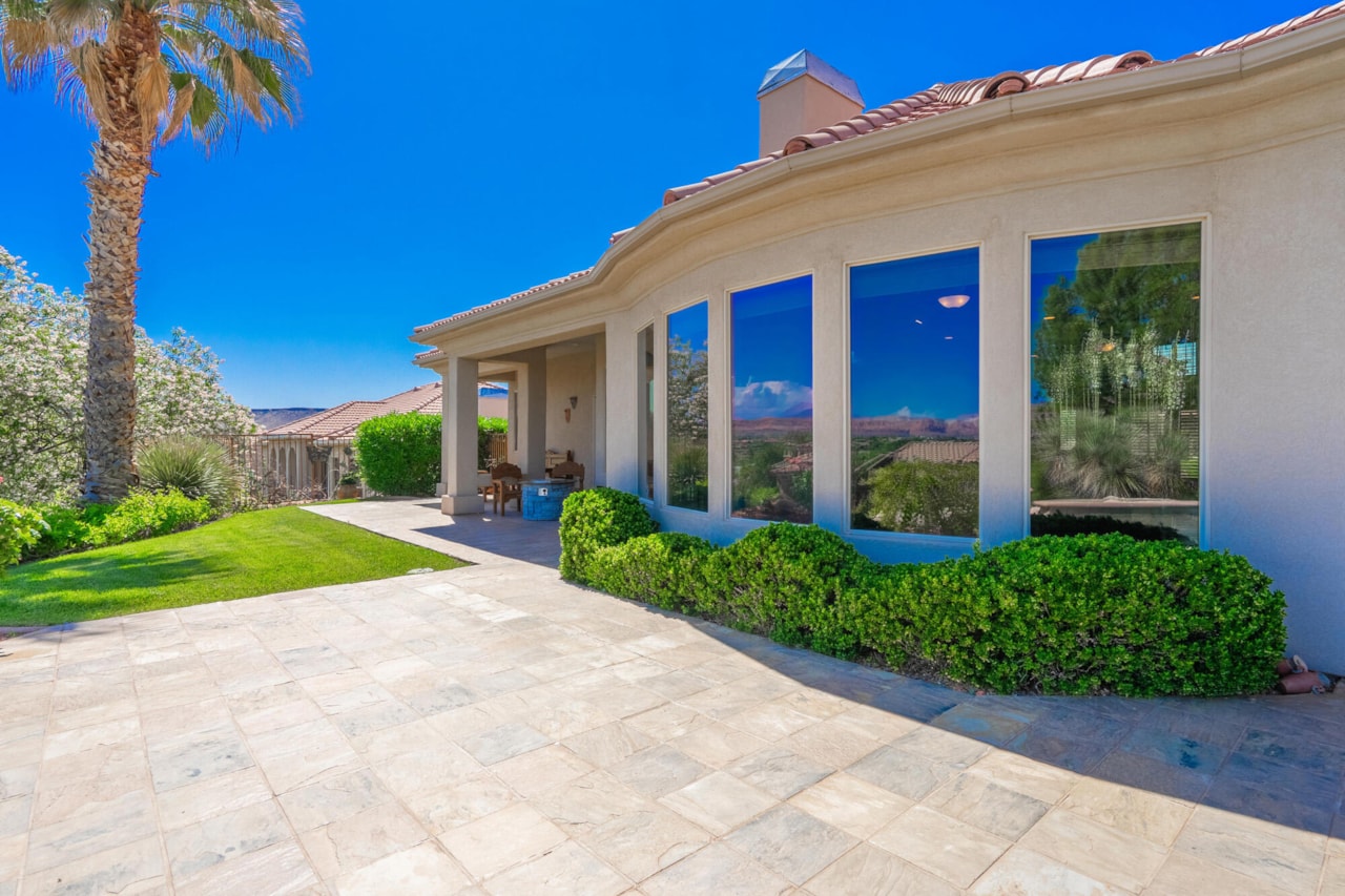 2578 W Desert Springs RD St George, UT 84770 home for sale, MLS#26-267776 - Erika Rogers Photo 32