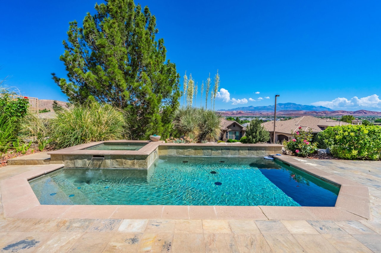 2578 W Desert Springs RD St George, UT 84770 home for sale, MLS#26-267776 - Erika Rogers Photo 38