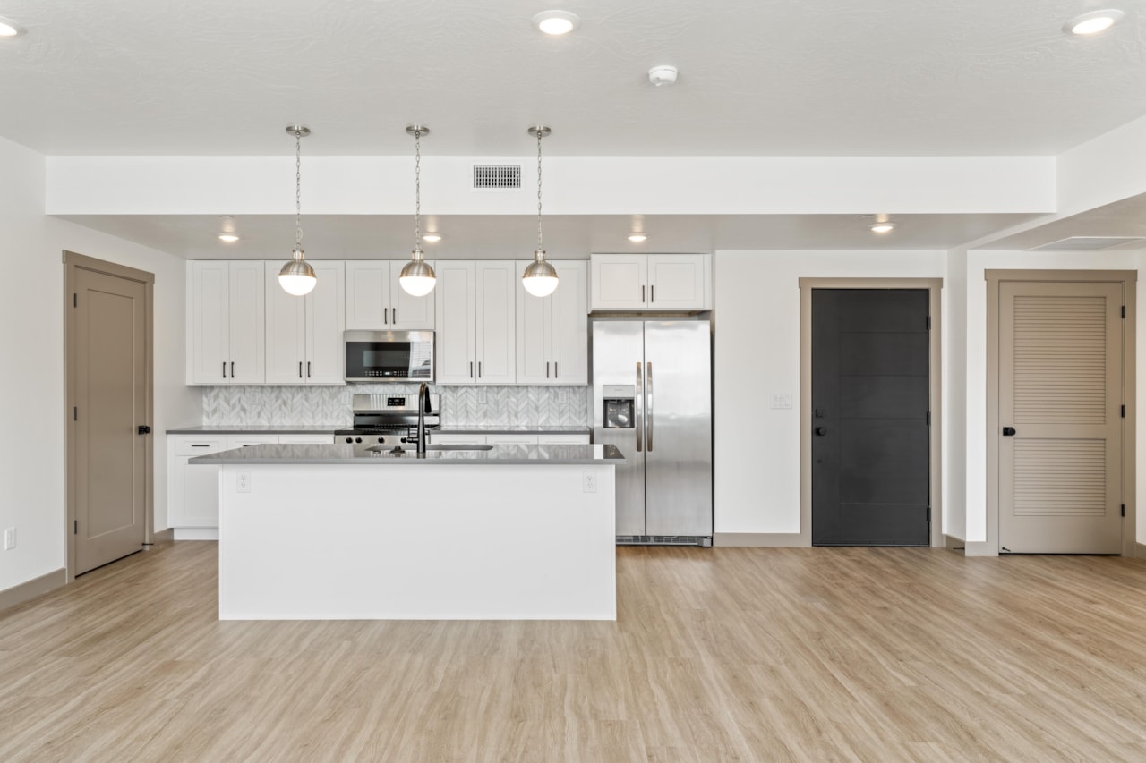 224 N Chaparral DR #203 Hurricane, UT 84737 condo for sale, MLS#25-267719 - Erika Rogers Photo 5