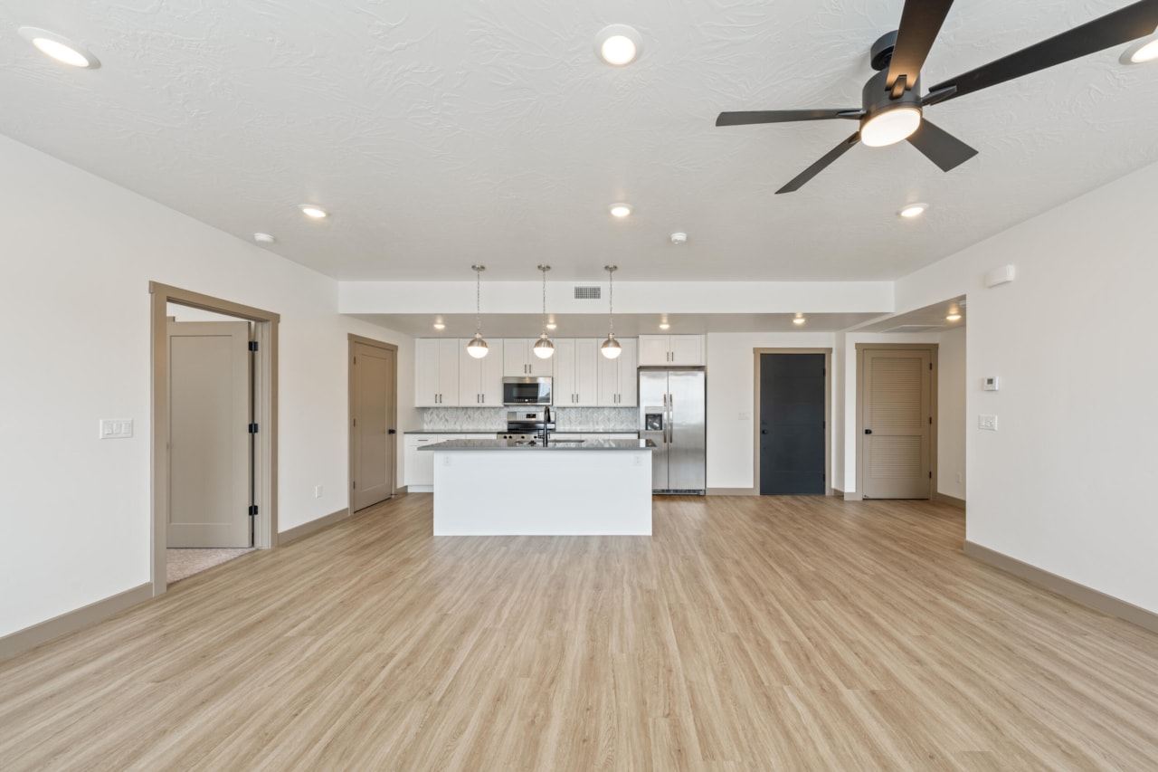 224 N Chaparral DR #203 Hurricane, UT 84737 condo for sale, MLS#25-267719 - Erika Rogers Photo 6