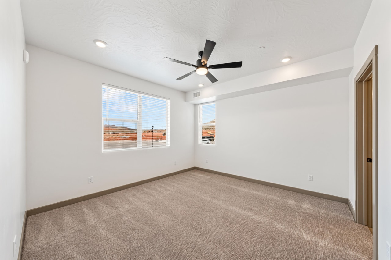 224 N Chaparral DR #203 Hurricane, UT 84737 condo for sale, MLS#25-267719 - Erika Rogers Photo 8