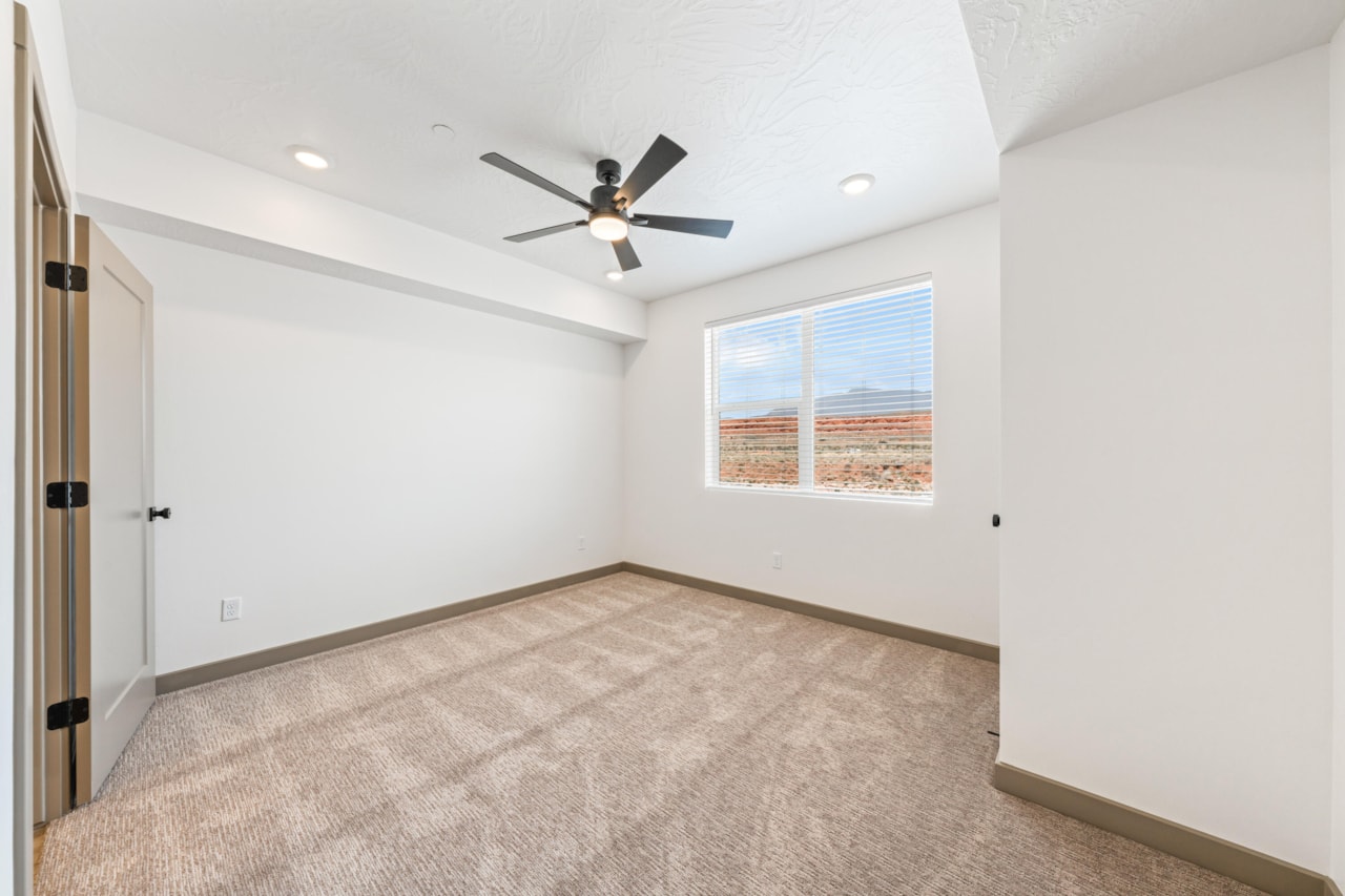 224 N Chaparral DR #203 Hurricane, UT 84737 condo for sale, MLS#25-267719 - Erika Rogers Photo 12