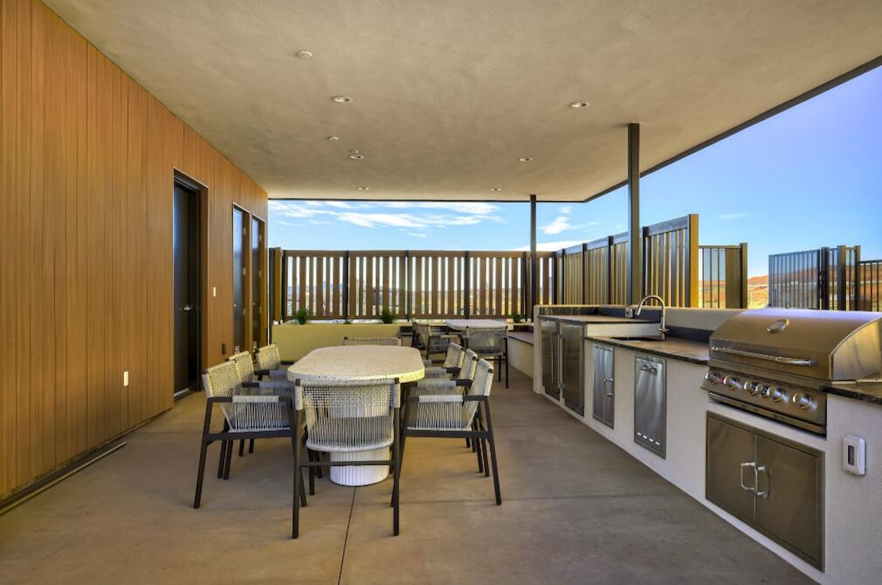 224 N Chaparral DR #203 Hurricane, UT 84737 condo for sale, MLS#25-267719 - Erika Rogers Photo 18