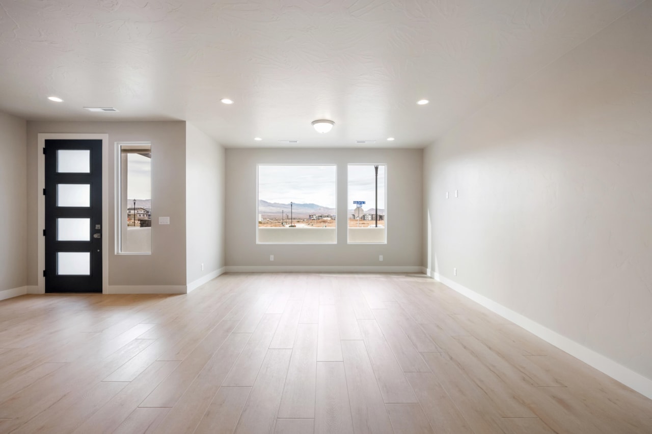 716 W Coastline Place #121 St George, UT 84790 home for sale, MLS#25-267721 - Erika Rogers Photo 5