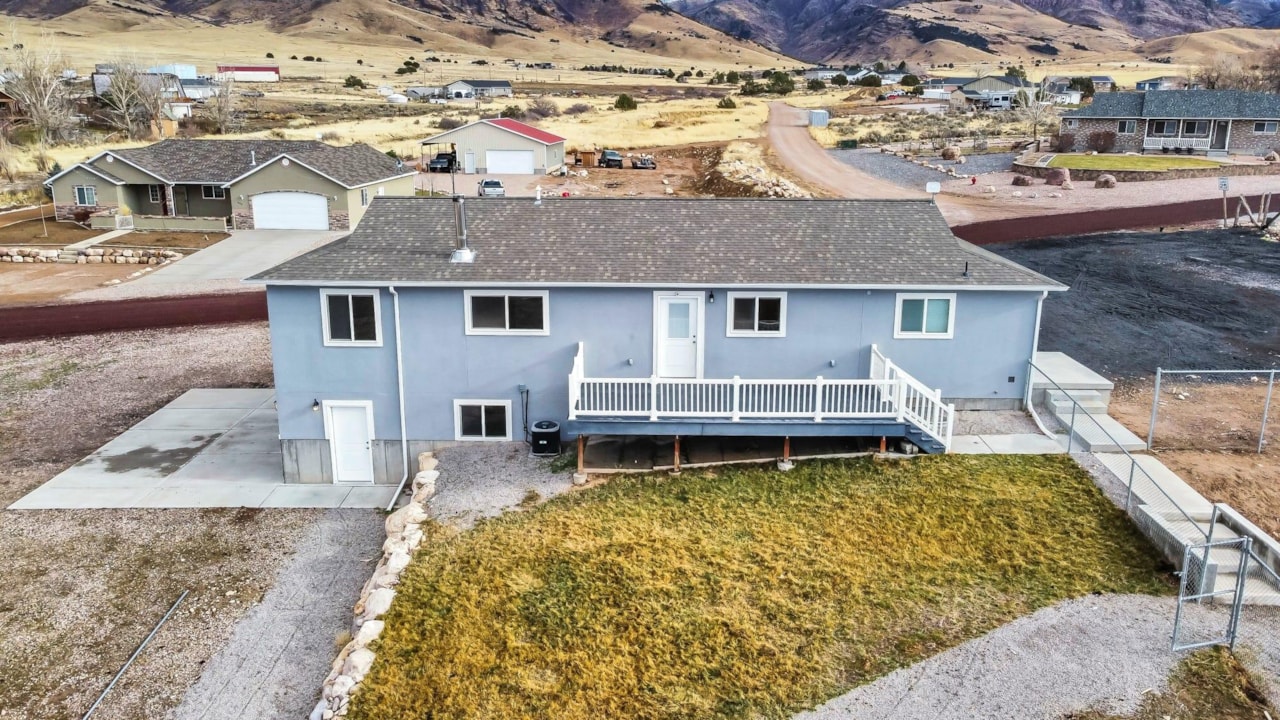 805 N Oak Mdw DR Oak City, UT 84649 home for sale, MLS#26-267780 - Erika Rogers Photo 6