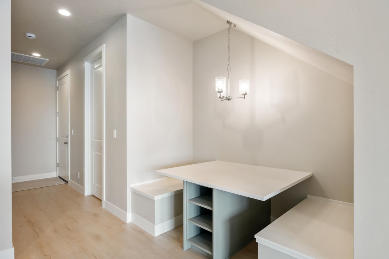 716 W Coastline Place #121 St George, UT 84790 home for sale, MLS#25-267721 - Erika Rogers Photo 6