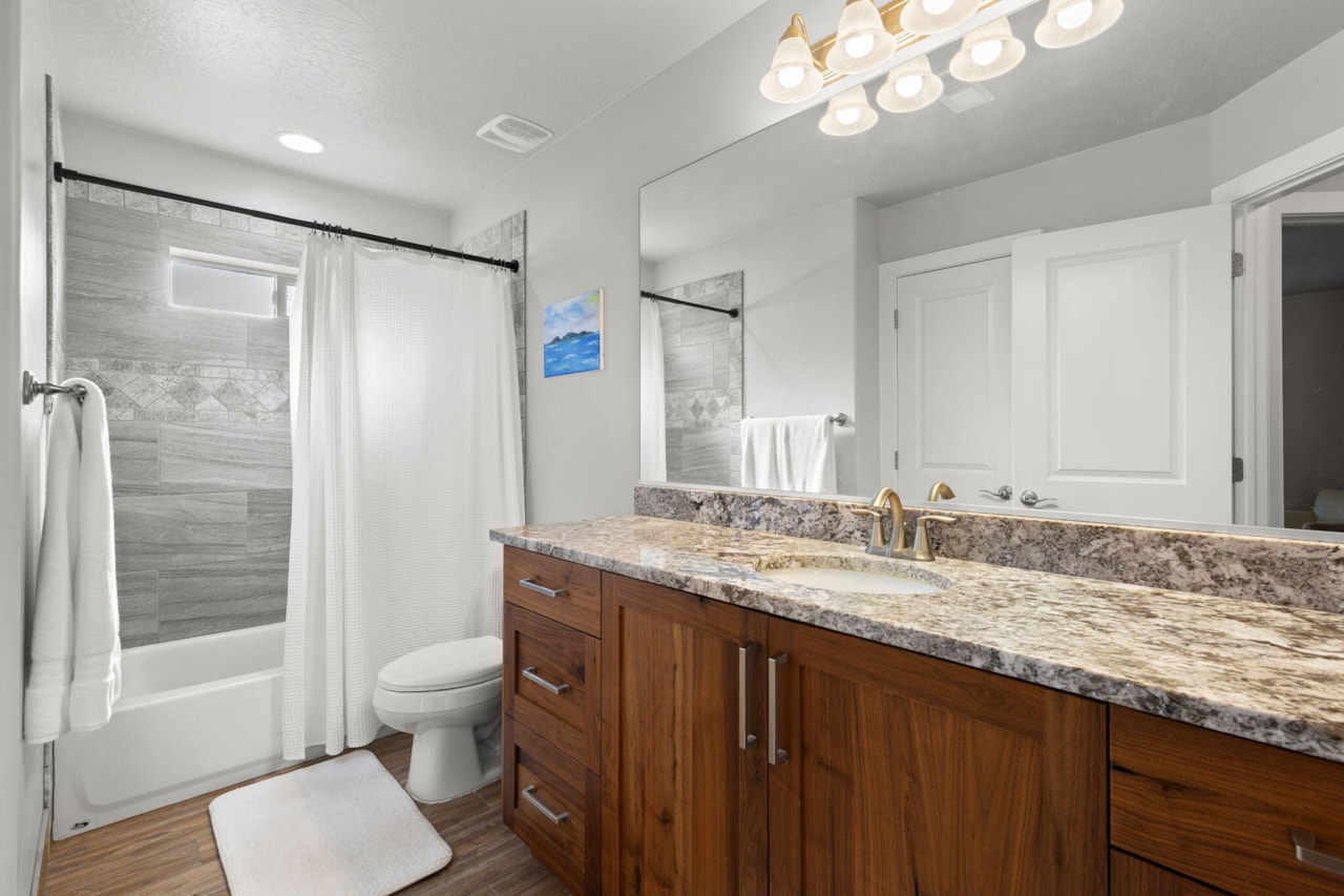 1133 N 100 W  W Hurricane, UT 84737 home for sale, MLS#26-267781 - Erika Rogers Photo 19