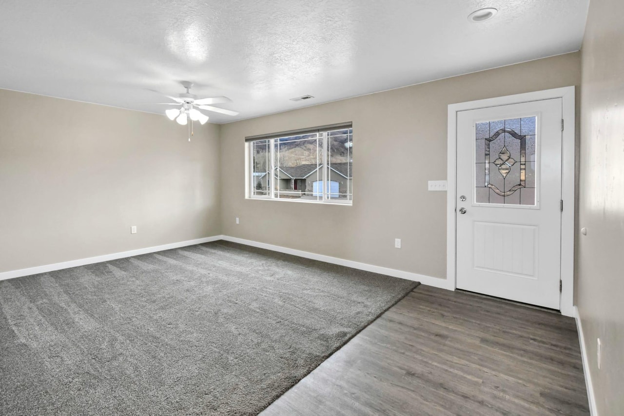 805 N Oak Mdw DR Oak City, UT 84649 home for sale, MLS#26-267780 - Erika Rogers Photo 9