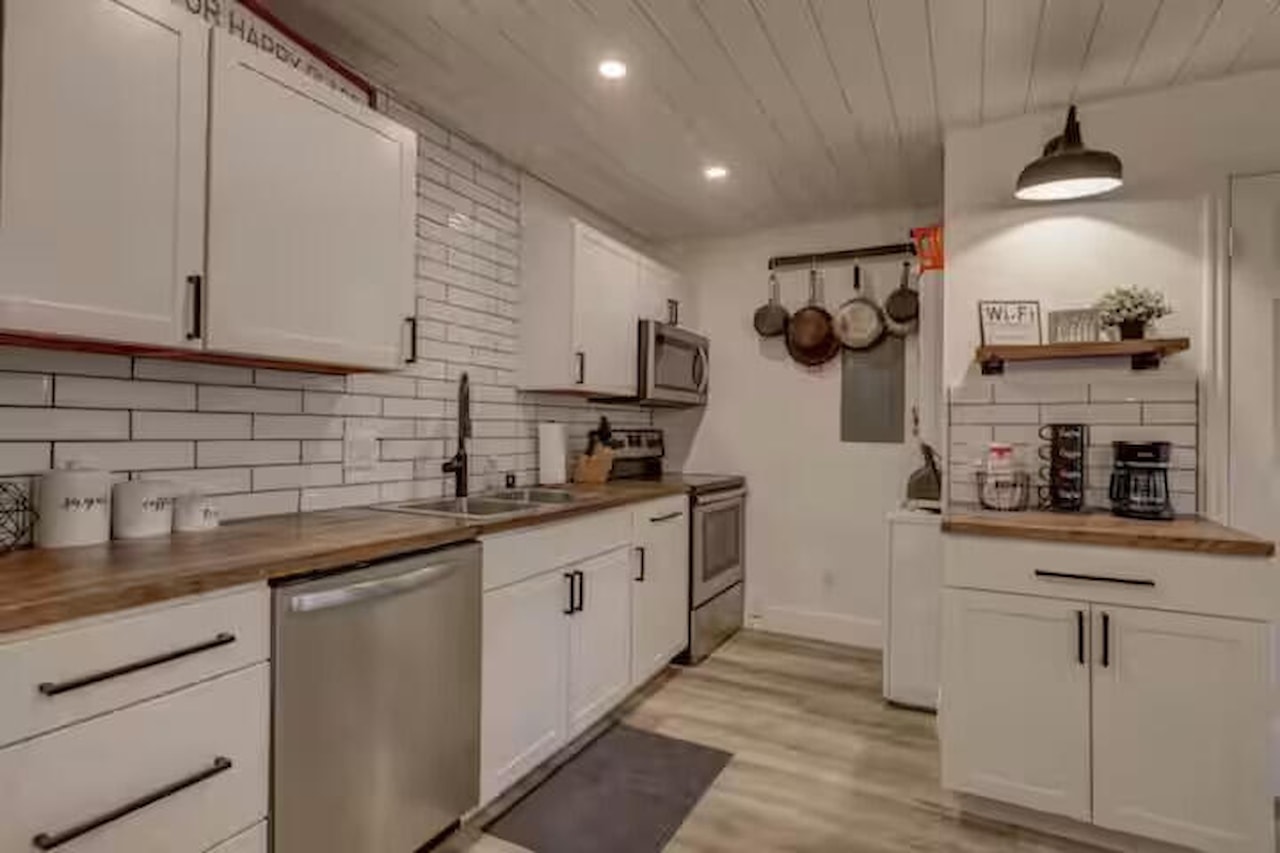 286 W Eagles Roost #D-110 Brian Head, UT 84719 condo for sale, MLS#25-267722 - Erika Rogers Photo 12