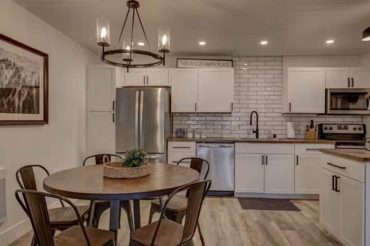 286 W Eagles Roost #D-110 Brian Head, UT 84719 condo for sale, MLS#25-267722 - Erika Rogers Photo 14