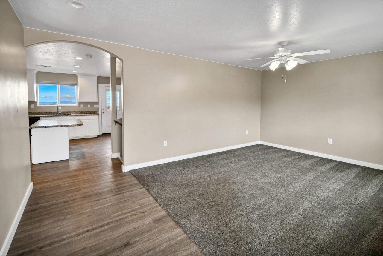 805 N Oak Mdw DR Oak City, UT 84649 home for sale, MLS#26-267780 - Erika Rogers Photo 11