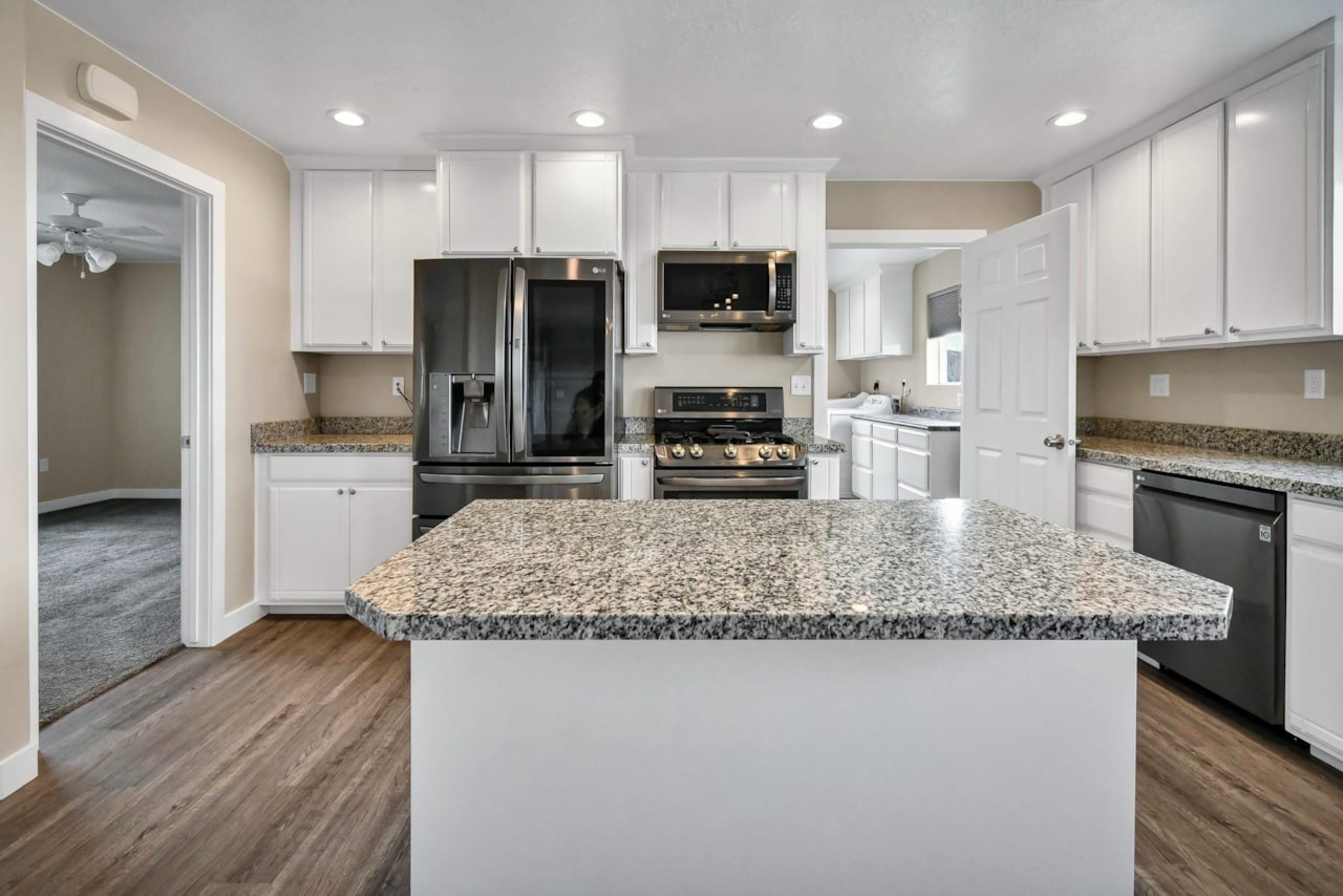 805 N Oak Mdw DR Oak City, UT 84649 home for sale, MLS#26-267780 - Erika Rogers Photo 13