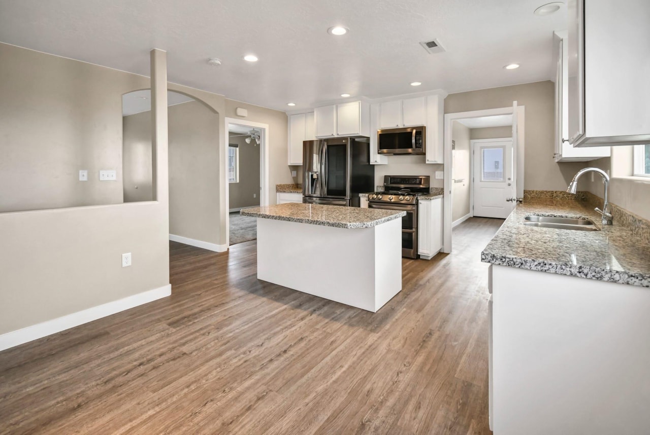 805 N Oak Mdw DR Oak City, UT 84649 home for sale, MLS#26-267780 - Erika Rogers Photo 15