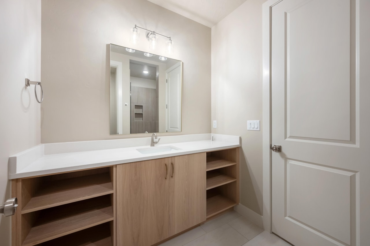 716 W Coastline Place #121 St George, UT 84790 home for sale, MLS#25-267721 - Erika Rogers Photo 14