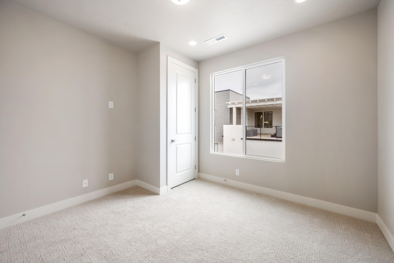 716 W Coastline Place #121 St George, UT 84790 home for sale, MLS#25-267721 - Erika Rogers Photo 22