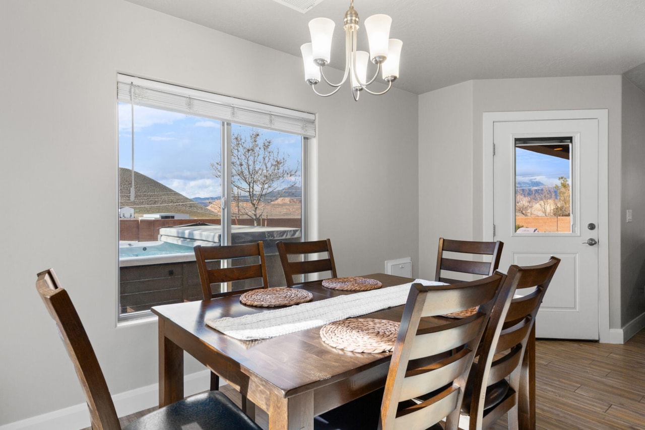 1133 N 100 W  W Hurricane, UT 84737 home for sale, MLS#26-267781 - Erika Rogers Photo 11