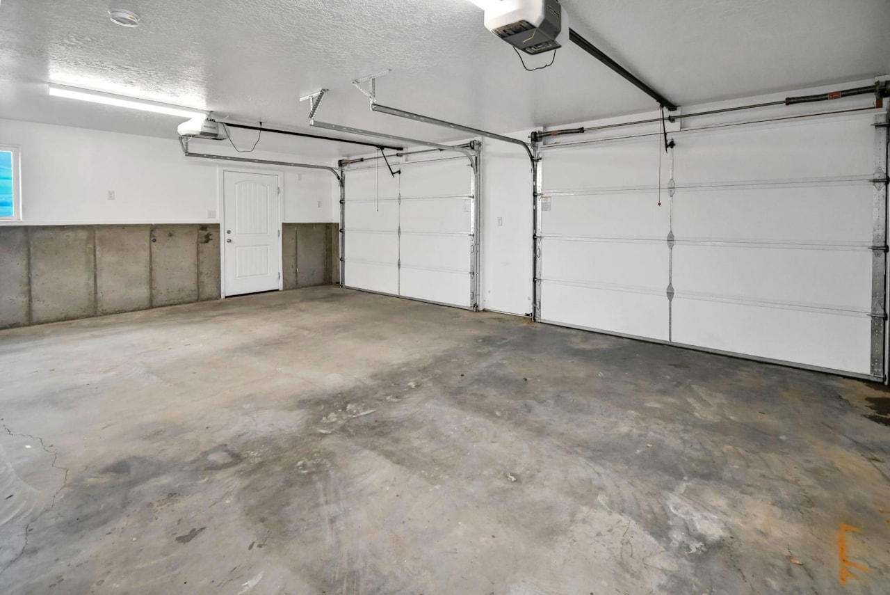 805 N Oak Mdw DR Oak City, UT 84649 home for sale, MLS#26-267780 - Erika Rogers Photo 45