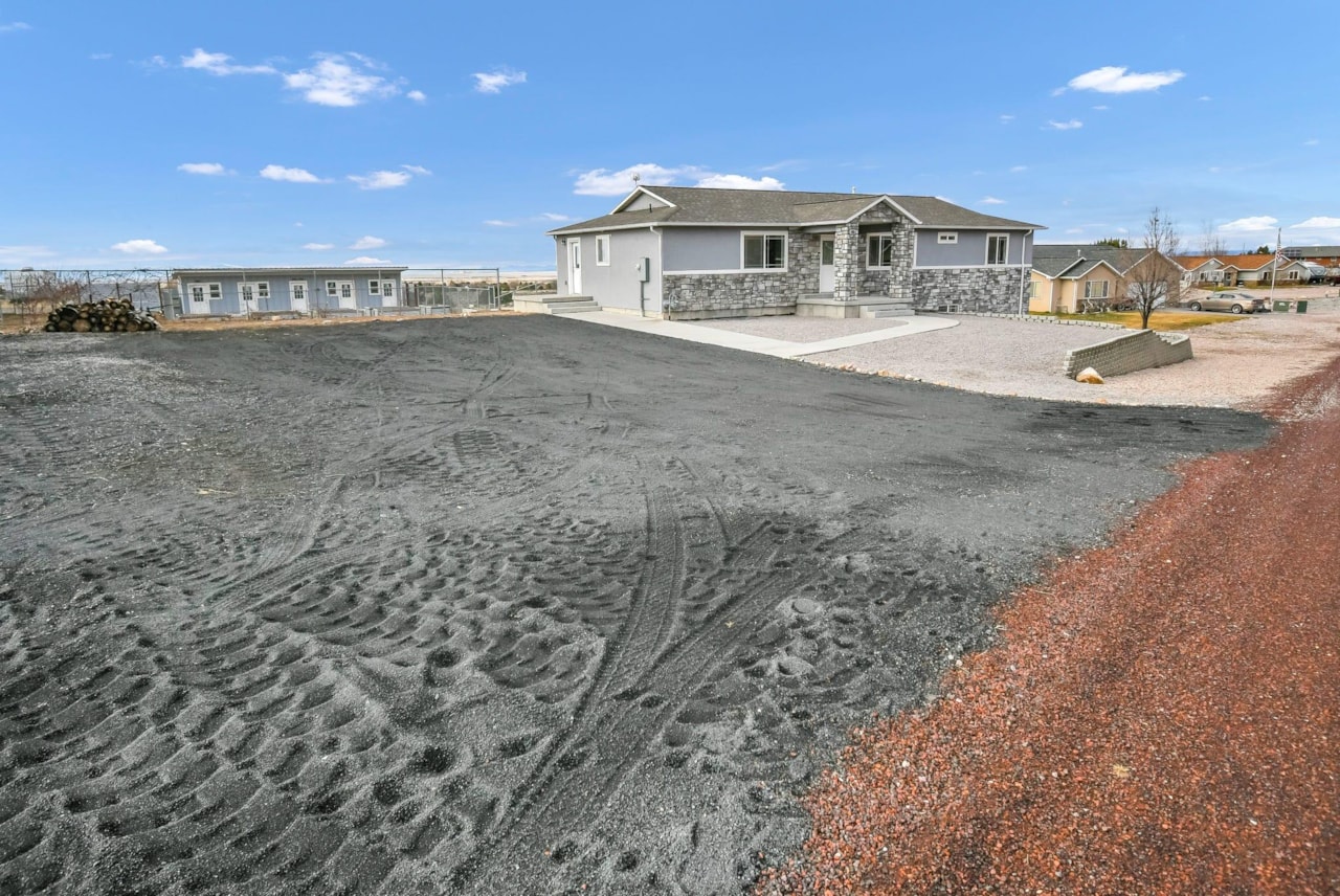 805 N Oak Mdw DR Oak City, UT 84649 home for sale, MLS#26-267780 - Erika Rogers Photo 55