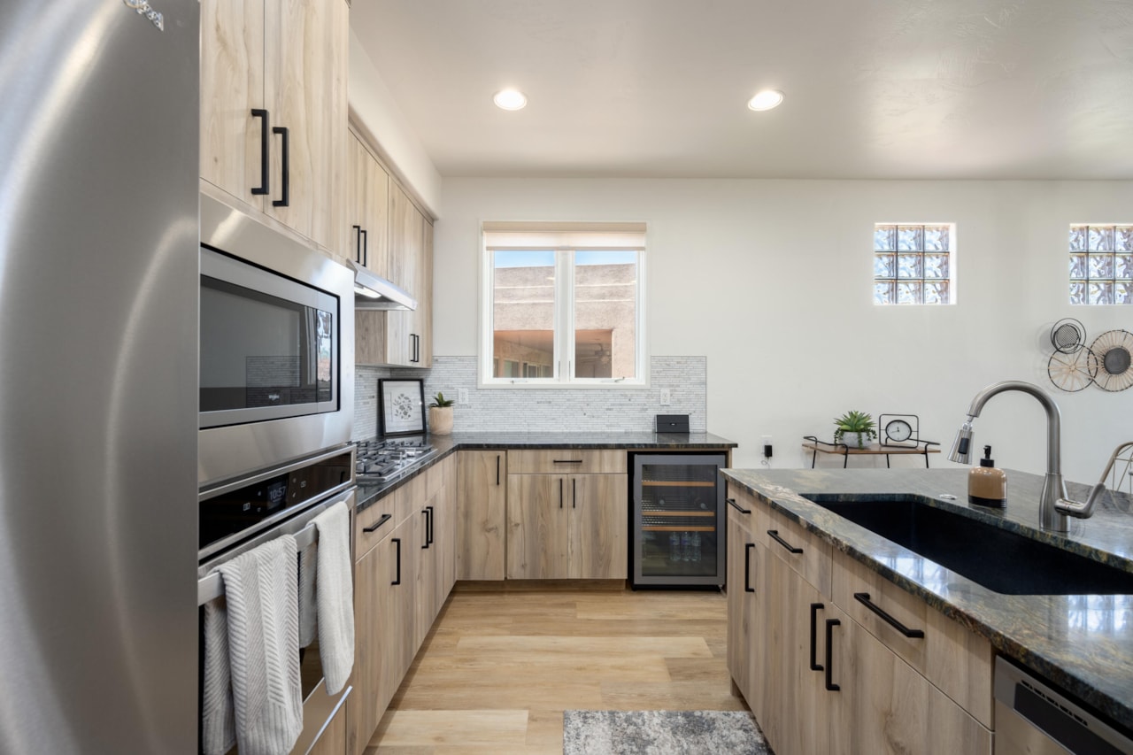 2255 N Tuweap DR #22 St George, UT 84770 home for sale, MLS#25-266920 - Erika Rogers Photo 6