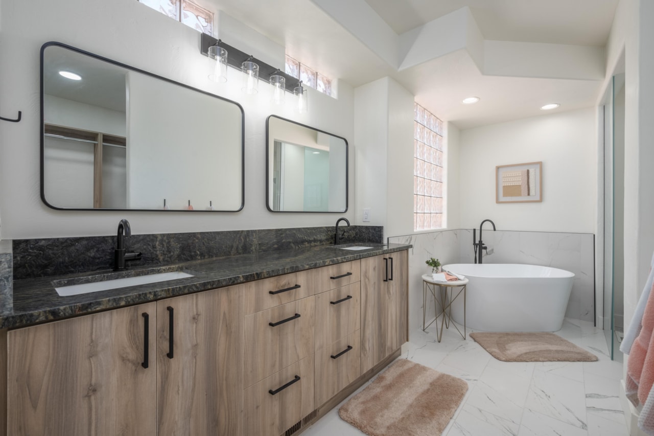 2255 N Tuweap DR #22 St George, UT 84770 home for sale, MLS#25-266920 - Erika Rogers Photo 21