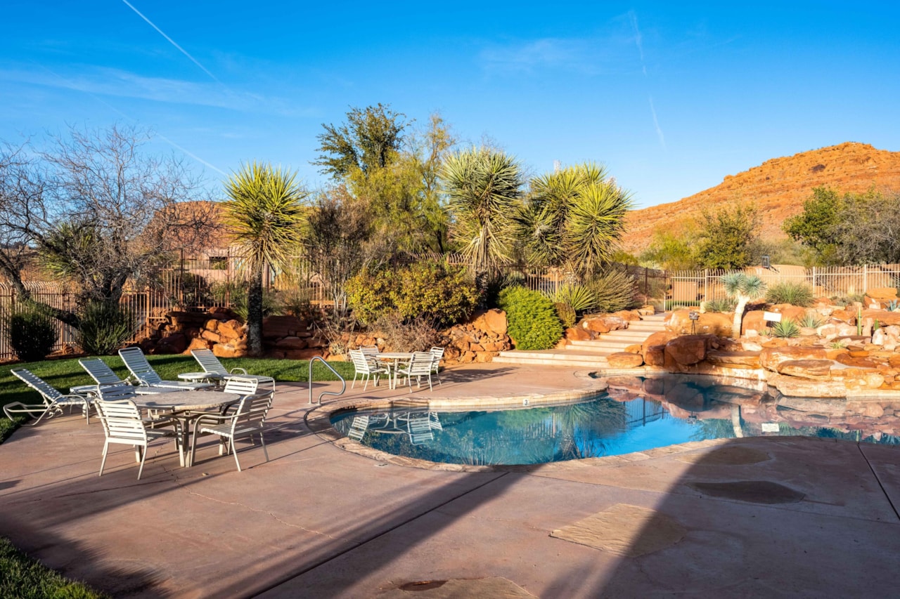 2255 N Tuweap DR #22 St George, UT 84770 home for sale, MLS#25-266920 - Erika Rogers Photo 37