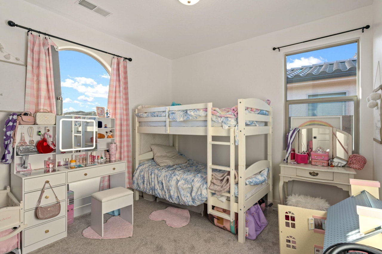 350 W Camino Borde Washington, UT 84780 home for sale, MLS#26-267782 - Erika Rogers Photo 11