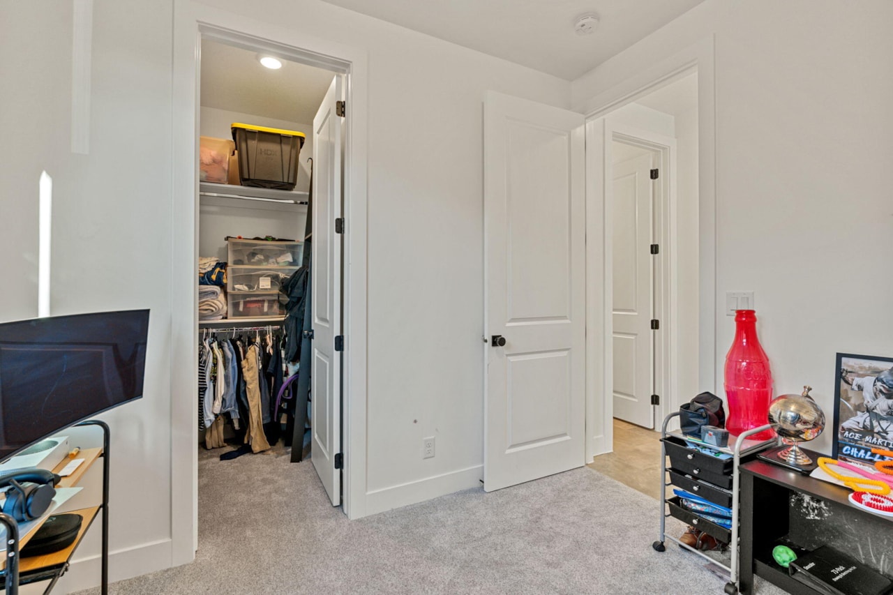 350 W Camino Borde Washington, UT 84780 home for sale, MLS#26-267782 - Erika Rogers Photo 17